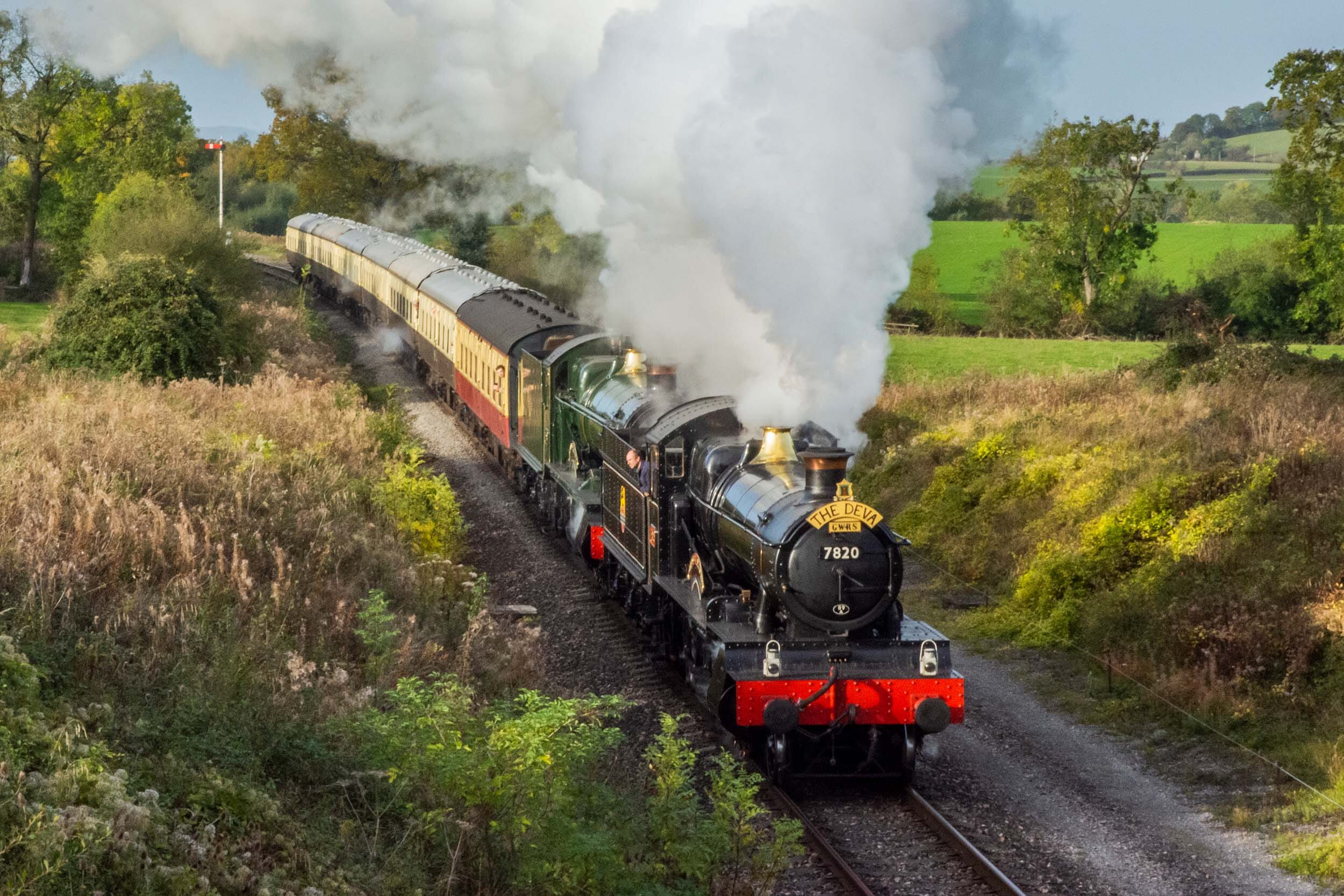 61fbdaf2c3ed4c8fd352bf2e_GWSR_Dinmore_Manor_Foremarke_Hall_40th_Gala_2021